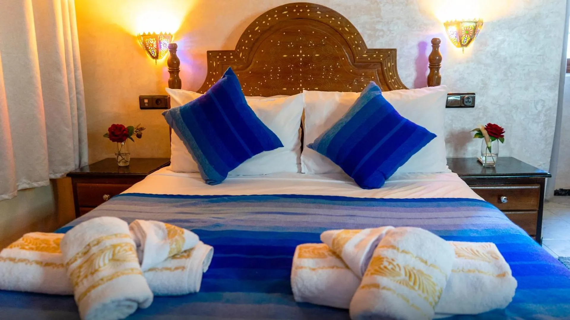 *** Riad Hotel Dar El Ouedghiri Fez Marruecos